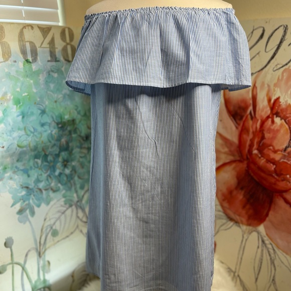 EUC PerSeption Women off the shoulder shift dress - Picture 2 of 9